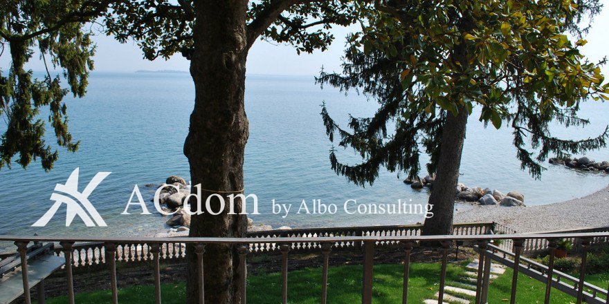 Вилла класического стиля с потрясающим видом на озера гарда - ACdom by Albo Consulting