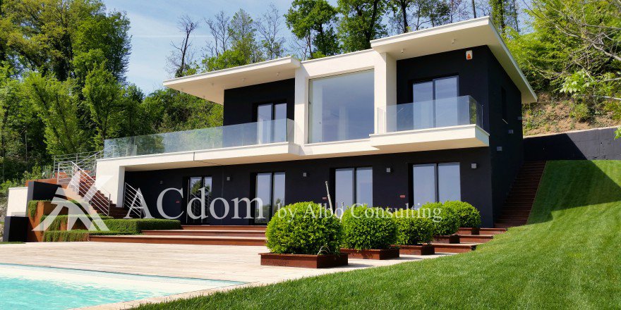 Восхитительная вилла с видом на озеро Гарда